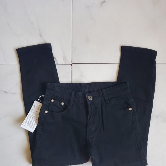 Fredd Marshall Kids's Distresed Black Jeans - Picture 2 of 13